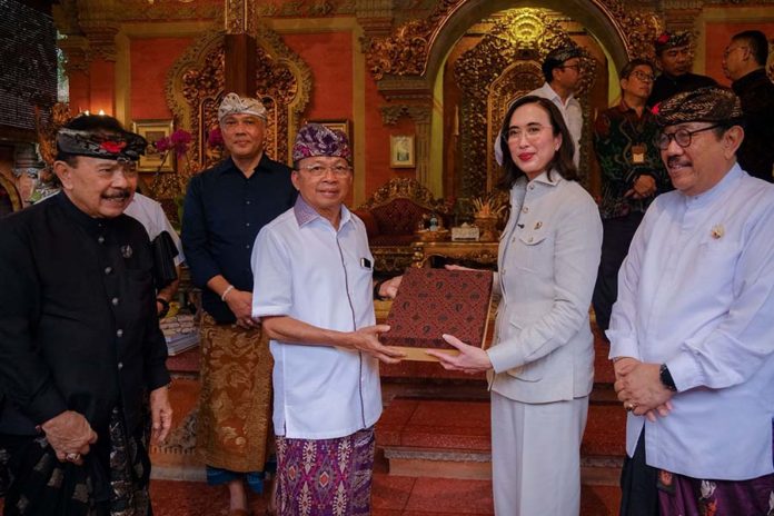 Cetak Rekor Tertinggi Wisman Ke Bali, Pemerintah Pusat Apresiasi Gubernur Koster 1