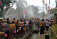 Desa Adat Suwat Kembali Gelar Tradisi Siat Yeh