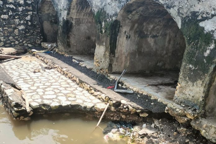 Jembatan Suana–Batununggul Nyaris Putus, Ancam Akses Warga Dan Wisatawan Ke Pura Goa Giri Putri 1