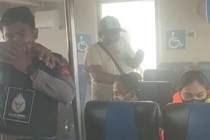 Mesin Boat Terbakar Di Perairan Klungkung, Penumpang Dievakuasi Ke Nusa Penida 1