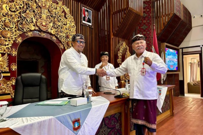 Ngurah Setiawan Jabat Ketua PMI Karangasem 1