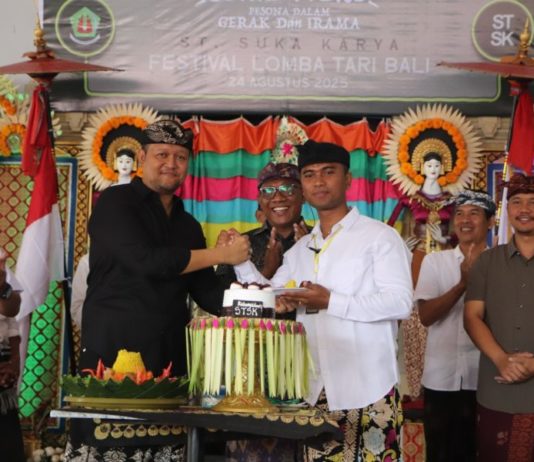 Pemkab Badung Naikkan Bantuan HUT Sekaa Teruna