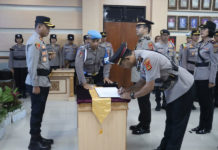 Pimpin Sertijab dan Pelantikan Kapolsek, Kapolres Gianyar Tekankan Profesionalisme Personel