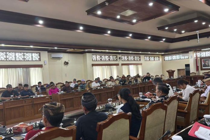 RDP Dengan Mal Bali Galeria, Pansus TRAP Soroti Dugaan Penutupan Jalur Aliran Air Hingga Memicu Banjir 1