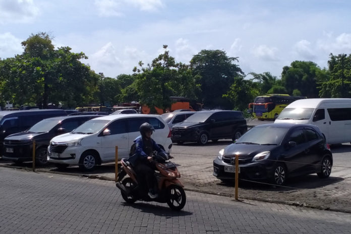 Retribusi Parkir Tepi Jalan Umum Dan Tempat Khusus Di Badung Naik 100 Persen 2