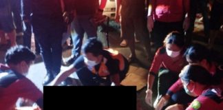 Serempet Pejalan Kaki, Pemotor Jatuh dan Meninggal Ditabrak Mobil