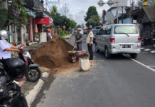 Tempatkan Material Bangunan di Fasum, Warga Gianyar Disemprit Satpol PP