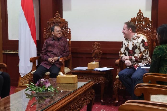 Gubernur Koster Inggris