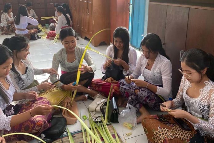 Cok Ace Tekankan Perlunya Ciptakan SDM Pariwisata Berkualitas Dan Berkarakter Budaya Bali 1