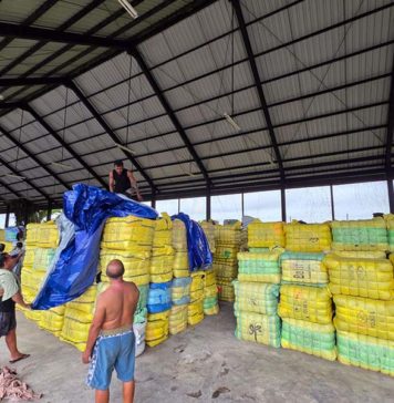 Dua Tersangka dan 846 Balpres Dilimpahkan ke Kejari Tabanan