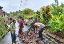 Hujan Lebat Guyur Gianyar, Tembok Panyengker Rumah Warga di Desa Bedulu Roboh
