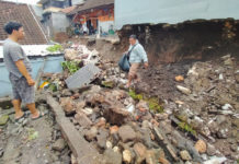 Korban Terdampak Fondasi Jebol di Jalan Ahmad Yani Mulai Berkemas