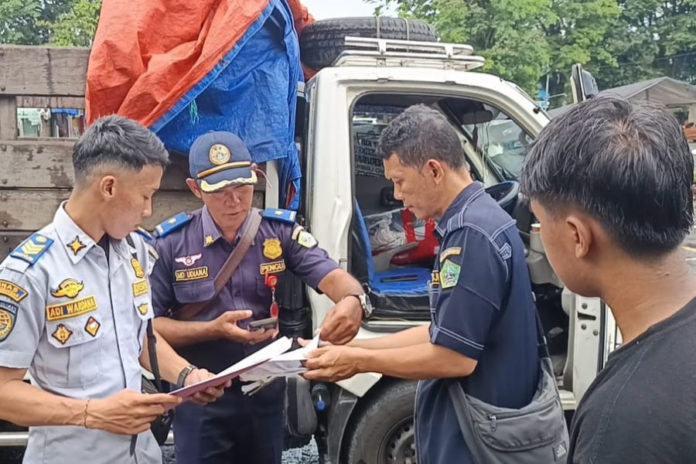 Ramp Check Di Terminal Pesiapan, Segini Jumlah Angkutan Barang Ditemukan Tak Laik Jalan 1