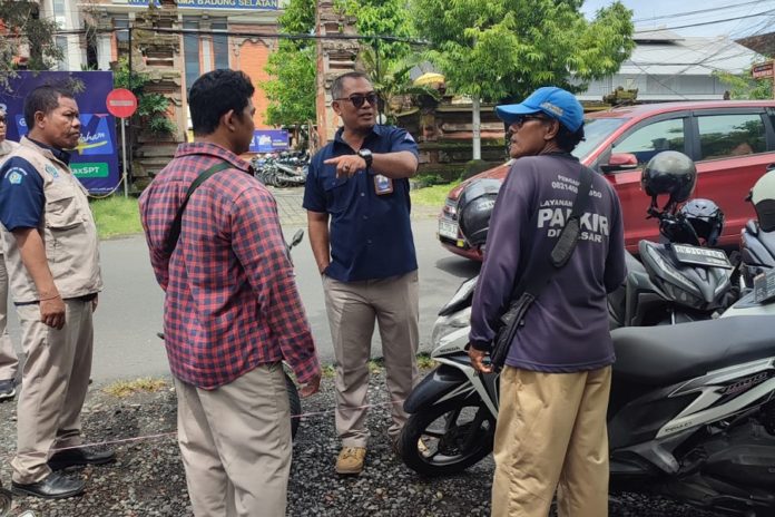 Sidak, Perumda BPS Denpasar Temukan Jukir Masih Gunakan Karcis Lama 1