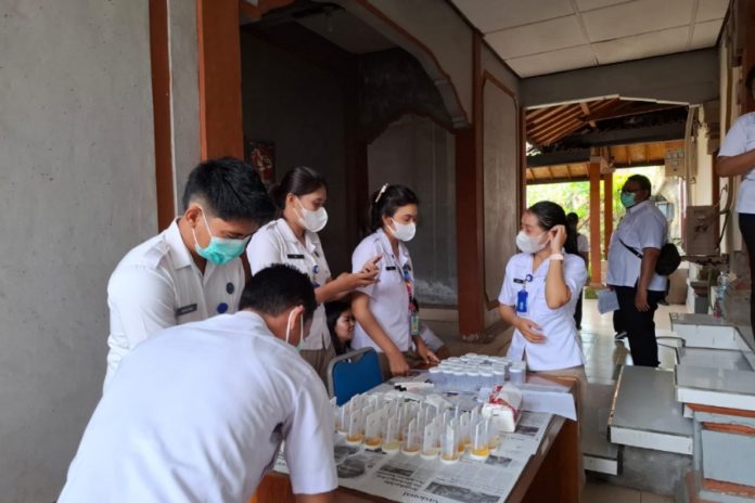 Usai Pegawai Ditangkap Bawa Narkoba, ASN Dinas PUPR Klungkung Dites Urine 1