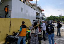 Awal Arus Mudik, Pelabuhan Celukan Bawang Mulai Dipadati Penumpang Tujuan Sapeken