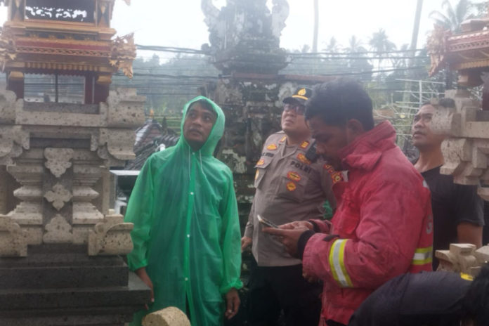 Disambar Petir, Bangunan Piyasan Di Tegallalang Hangus Terbakar 1