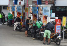 Harga Minyak Dunia Tembus 118 Dolar AS, Pemerintah Pastikan Pertalite Tak Naik Jelang Hari Raya