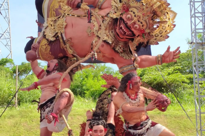 Ogoh Ogoh “Maya Tamah” Sekaa Teruna Adnya Putra Taman Tegal Memukau Ribuan Penonton Di Badung Caka Fest 2026 1