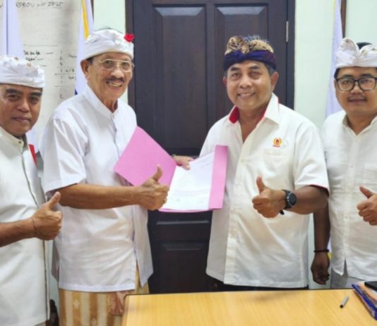 Oka Darmawan Kembali Maju, Ambil Formulir Pendaftaran Balon KONI Bali 2026-2030