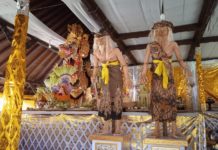 Palebon Ida Bhagawan Blibar Gunakan Sarana Naga Banda