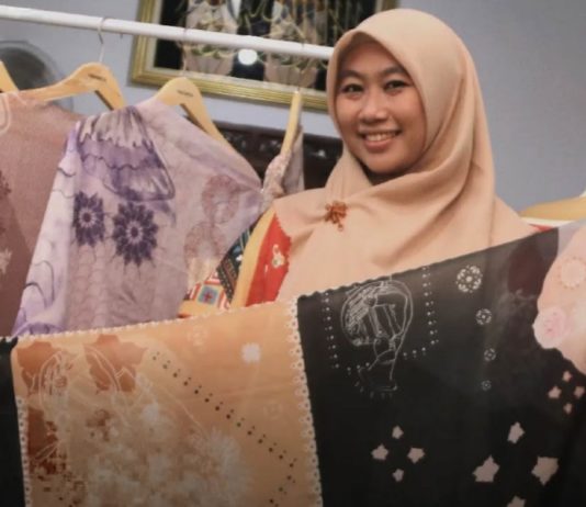 Pemberdayaan BRI Tumbuhkan Kreativitas ‘Hijasmita’ Lewat Desain Hijab Modern Bernuansa Lokal