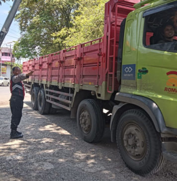 Penyekatan Truk Sumbu Tiga Dilakukan Situasional, Polisi Pantau Antrean Gilimanuk Tiap Jam