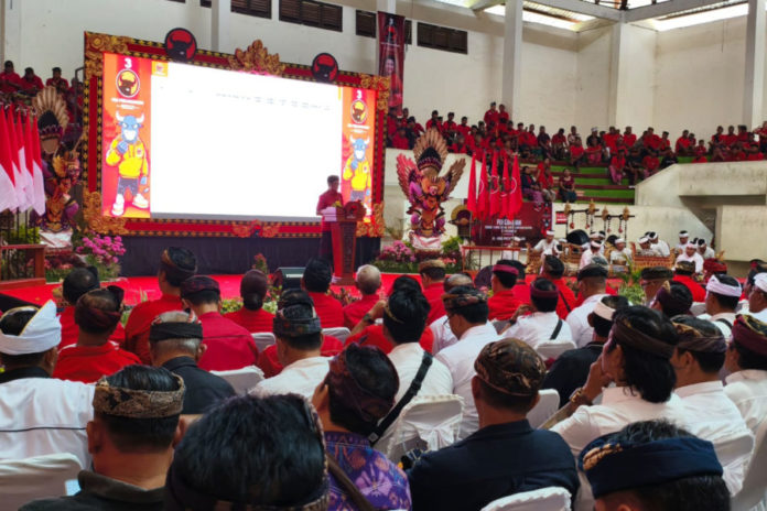 Ribuan Kader PDI P Buleleng Dikukuhkan, Struktur Partai Kini Lengkap Hingga Dusun 1