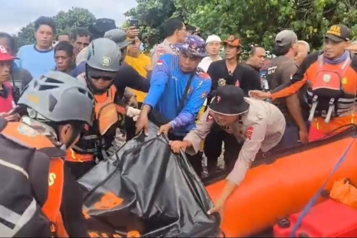 Satu Korban Banjir Bandang Banjar Ditemukan Mengambang Di Pantai Dencarik 1