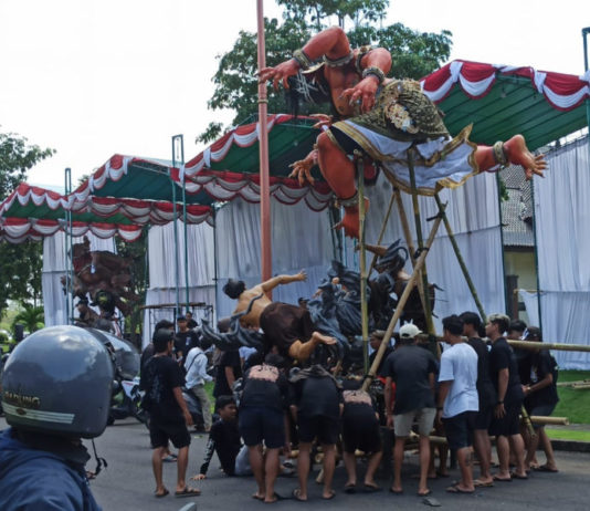 Selasa, Puluhan Ogoh-ogoh Mulai Merapat ke Puspem Badung