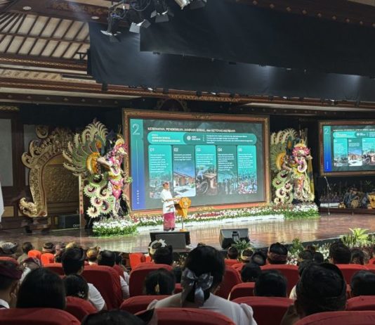 Wadahi Pekerja Migran, Gubernur Minta Aplikasi PMI Krama Bali Dioptimalkan