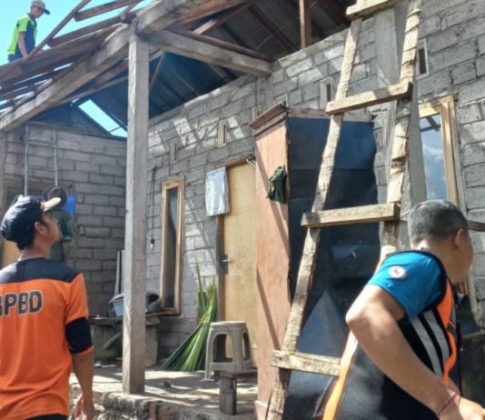 Yehembang Dilanda Angin Kencang saat Nyepi, Sejumlah Atap Rumah Warga Rusak