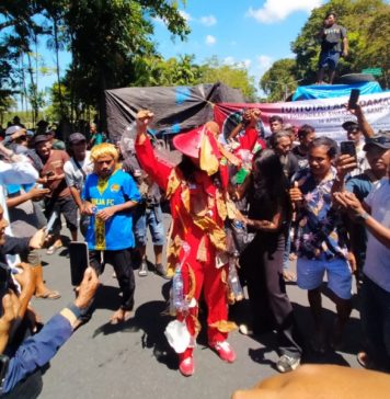 Aksi Ratusan Truk Buahkan Hasil, Forkom SSB Diizinkan Buang Sampah Organik ke TPA Suwung