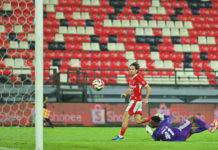 Bali United Pesta Gol Lawan PSBS di Stadion Dipta