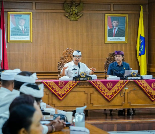 Bupati Badung Pimpin Rapat Evaluasi ASPER PSBS