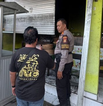 Diduga Korsleting Listrik, Warung Makan di Padangsambian Terbakar