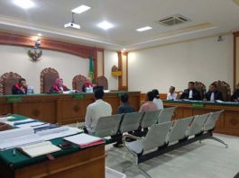 Eks Kades Batukaang dan Manager BUMDes Diadili Kasus Korupsi