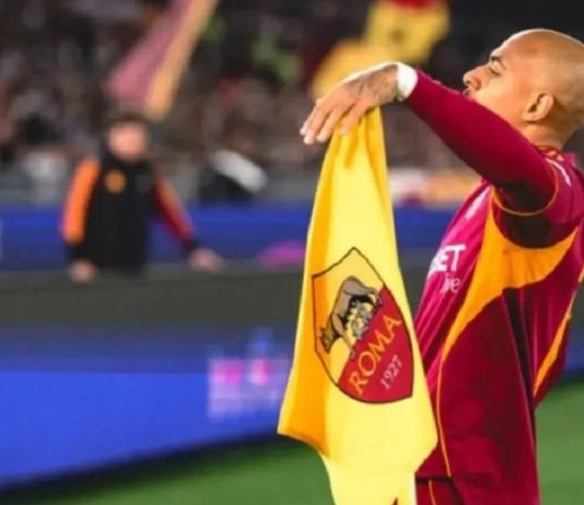 Hattrick Donyell Malen Bawa AS Roma Libas Pisa