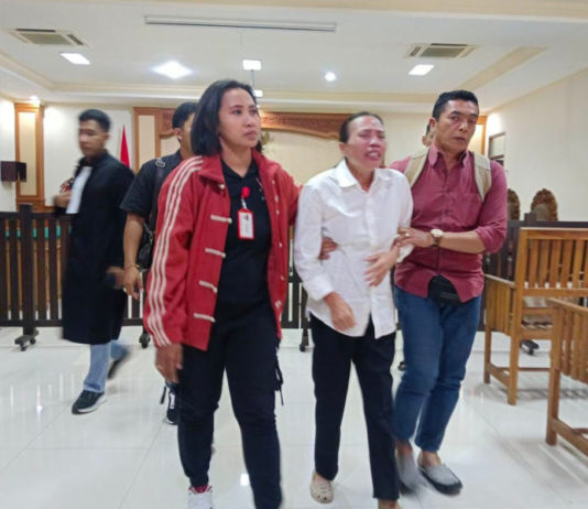 Korupsi, Ketua LPD Pacung Divonis Tiga Tahun Penjara