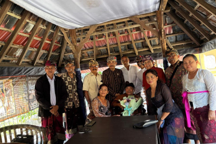 Maestro Seni I Made Djimat Terima Penghargaan Parama Satya Budaya 1