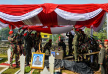 Pemakaman Mayor Infanteri Zulmi Aditya Iskandar Dipimpin Panglima TNI