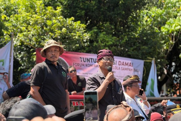 Protes Kebijakan Pembatasan TPA Suwung, Ini Tuntutan Aksi Forkom SSB 1