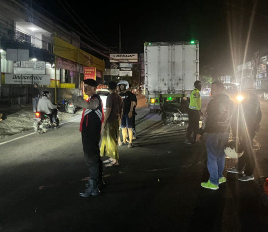 Tabrak Truk di Simpang Gubug, Pengendara Motor Tewas