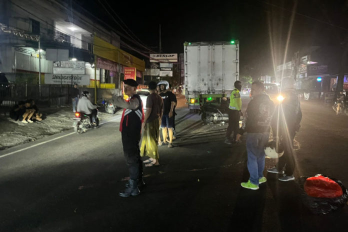 Tabrak Truk Di Simpang Gubug, Pengendara Motor Tewas 1