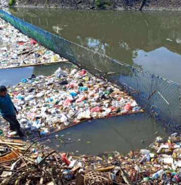 Timbulan Sampah Sungai di Denpasar Naik 15,91 Persen