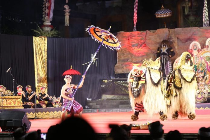 Tujuh Duta Kecamatan Meriahkan Parade Bapang Barong Di Gianyar 1