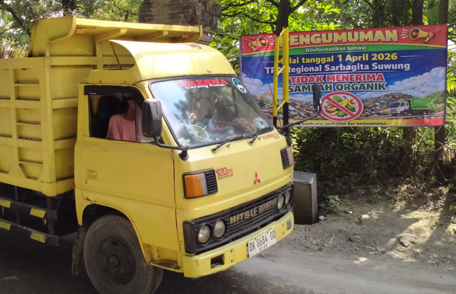 Warga Videokan Truk Sampah Masuk TPA Suwung pada Malam Hari, Ini Penjelasan Kadis KLH