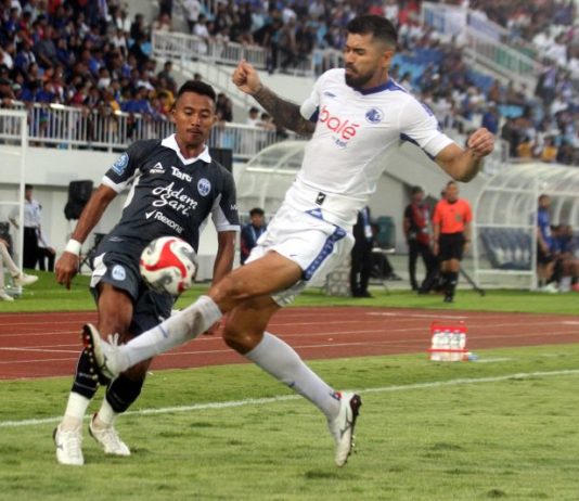 Arema Tutup Musim Super League dengan Kemenangan