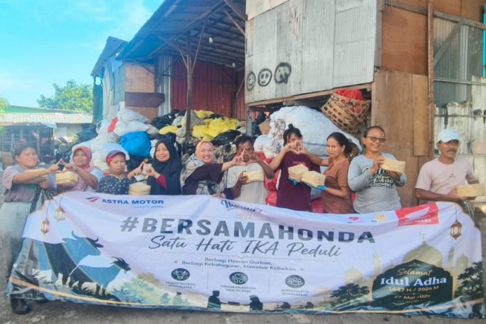 Astra Motor Bali Salurkan 280 Paket Daging Kurban “Satu HATI IKA Peduli” 1
