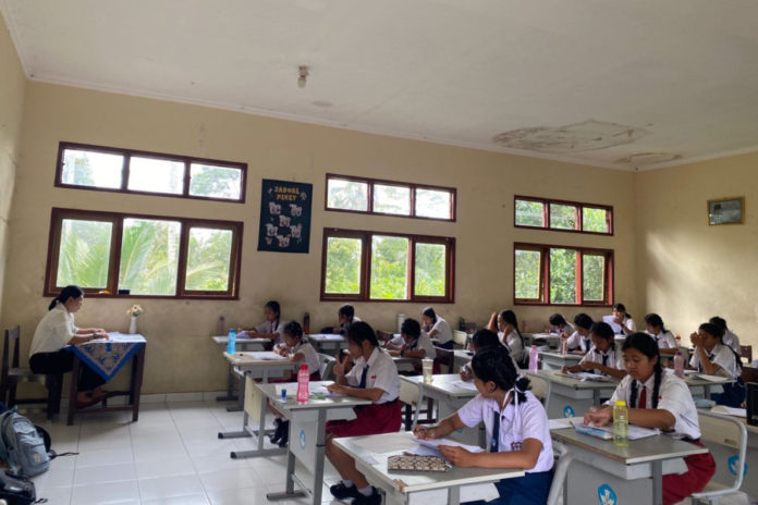 BKPSDM Gianyar Koordinasikan Nasib Ratusan Guru Honorer Terkait SE Mendikdasmen 1